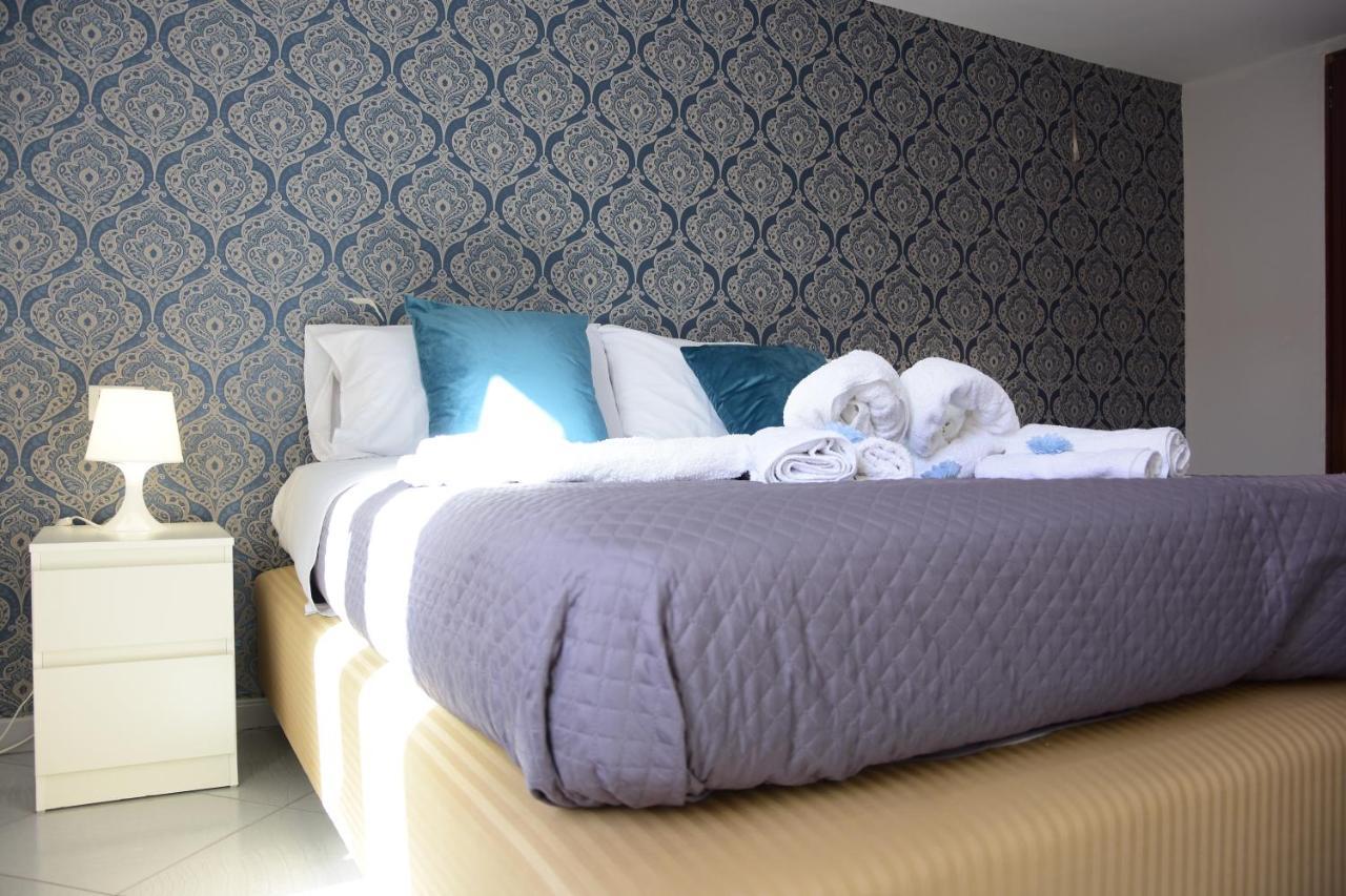 Scugnizzella Holiday House Leilighet Napoli Eksteriør bilde