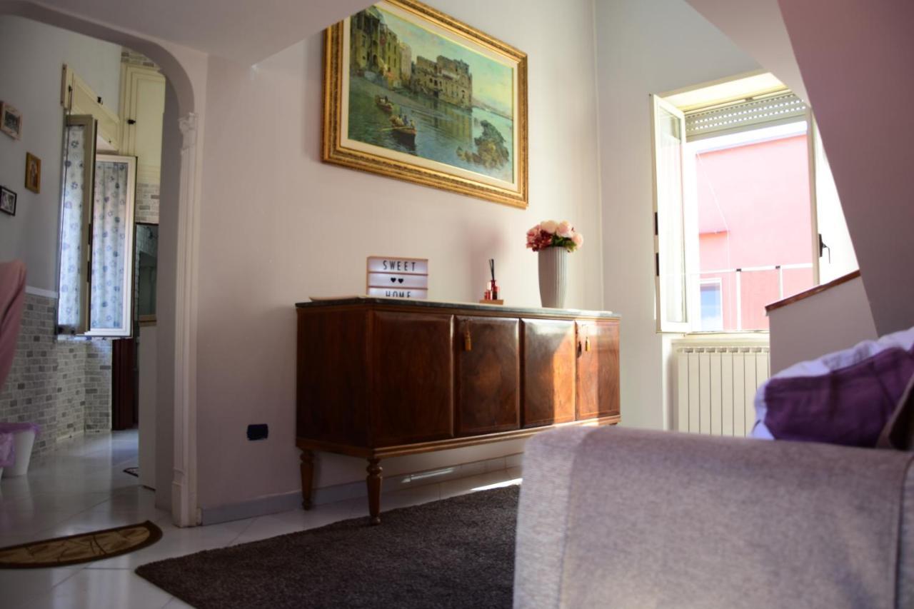 Scugnizzella Holiday House Leilighet Napoli Eksteriør bilde