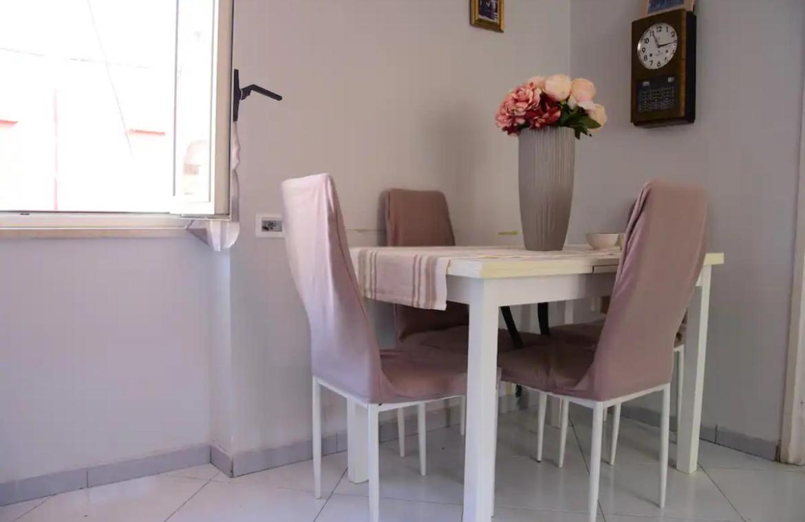 Scugnizzella Holiday House Leilighet Napoli Eksteriør bilde